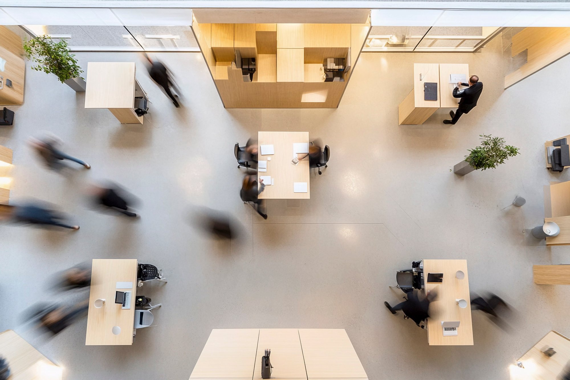 minimalist-office-interior-design